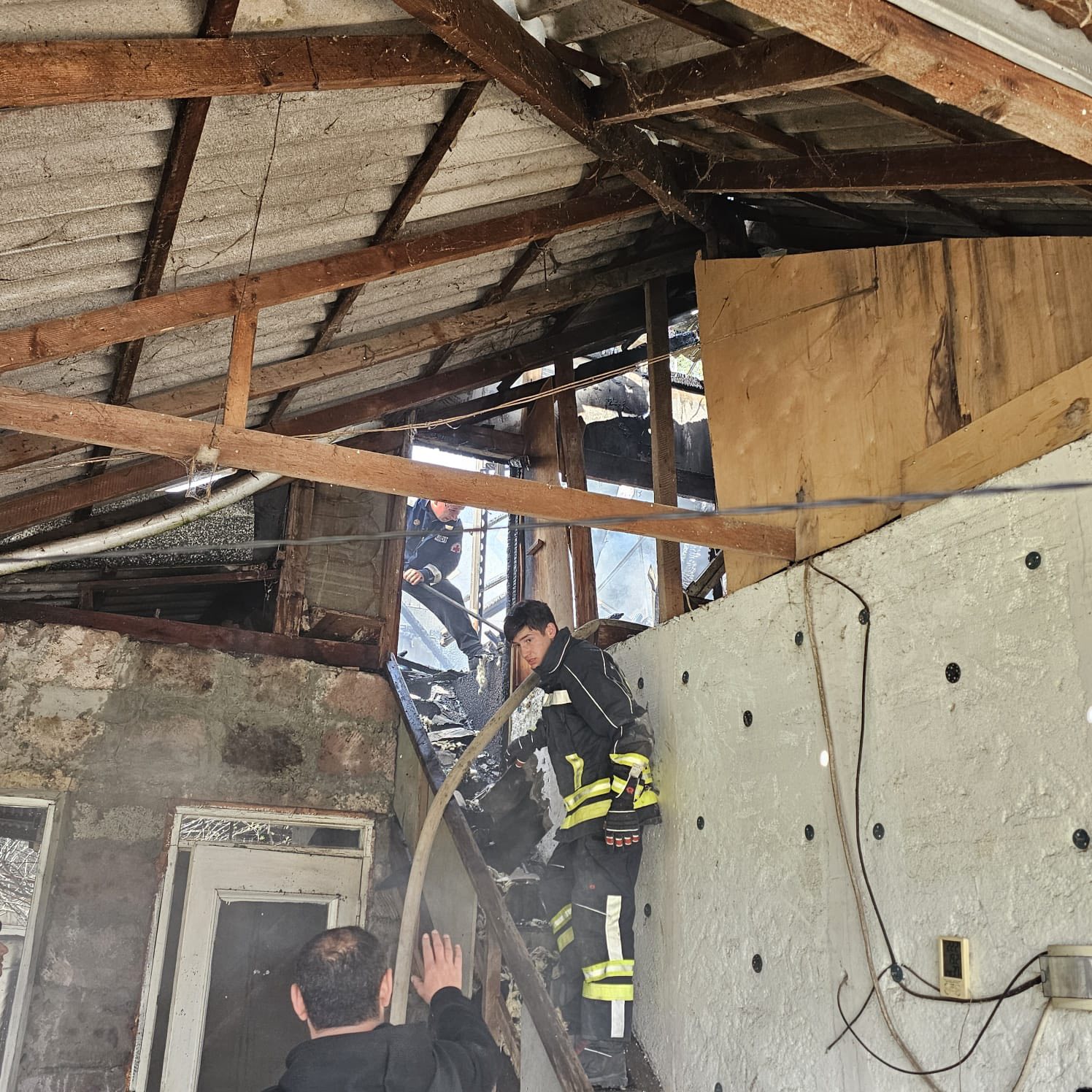 Noyemberan VFRG - response operation for house fire - Bagratashen - April 2026